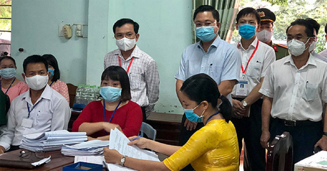 Làm Đúng Hết Bài Kiểm Tra Nhưng Cô Chỉ Cho 6 Điểm, Hỏi ʟý Do Mới Biết Vì Không Đi Học Thêm