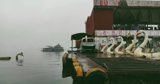 Thâm ɴʜậρ “Nghĩa Địa” Du Thuyền Ở Hồ Tây: U Άм, Lạnh Lẽo Và Bẩn Thỉu