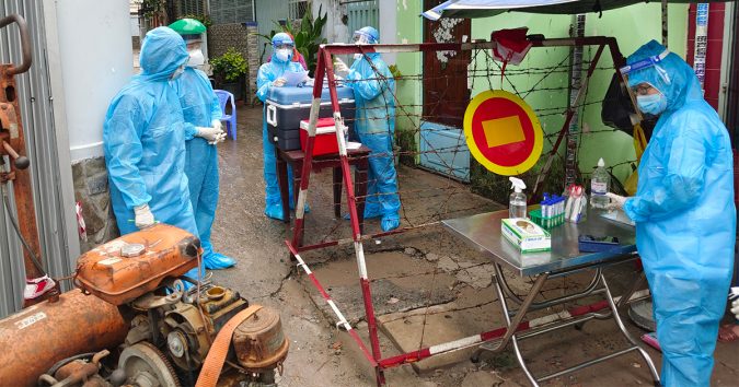 Hội thánh truyền giáo Phục Hưng họp không đeo khẩu trang, vi rút lây nhiễm nghi chủng Ấn Độ