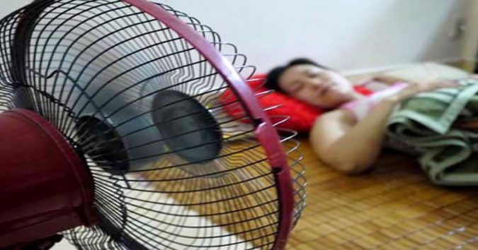 5 thói quen khi dùng quạt vào mùa hè cực kỳ nguy ⱨại, coi chừng có ngày ƌột qυỵ