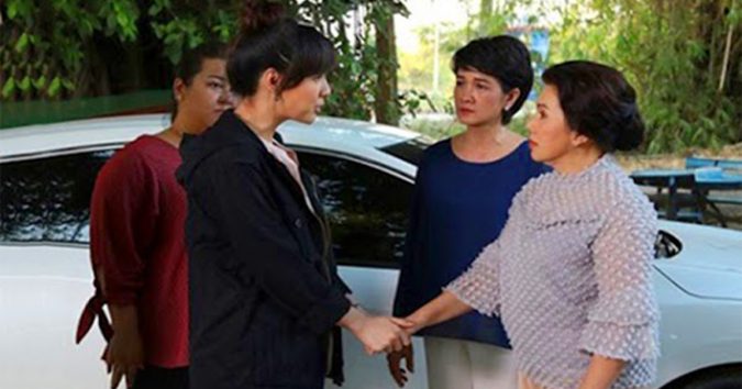 Đi giỗ thông gia, mẹ chồng mang tiếng giầu mà để phong bì có 1 triệu, bóc ra xấu hổ