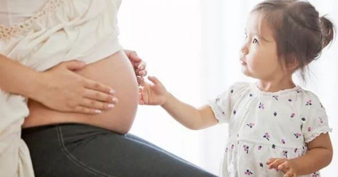 6 lý do mang thai lần hai mệt mỏi hơn lần đầu, chớ vì câu đủ nếp tẻ mà đẻ cho xong chuyện