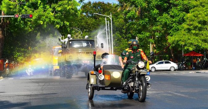 TP.HCM: số ca mắc COVID-19 vượt 4.000, 55/130 bệnh viện có F0 đến khám