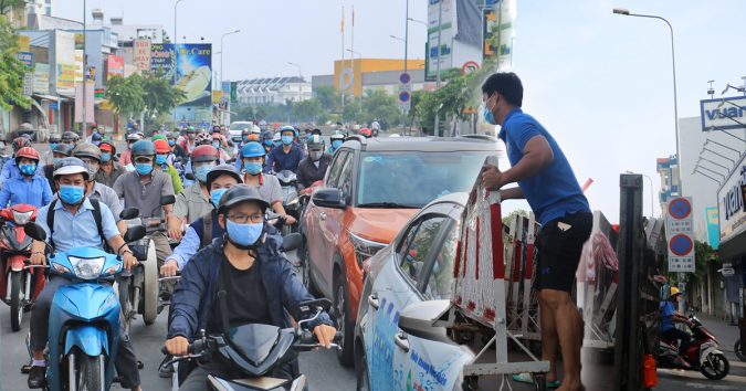 TP.HCM giãn cách xã hội: Bất ngờ chốt kiểm soát ở Gò Vấp cho đi thoải mái
