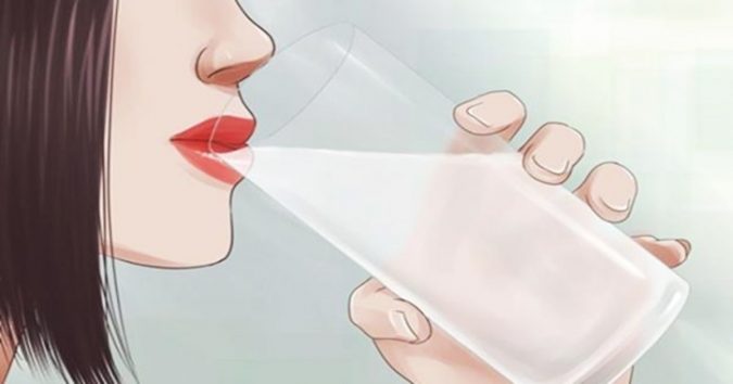 4 thói quen buổi sáng tàn phá sức khỏe và gây hại cho hệ tiêu hóa, nhất là điều thứ 2