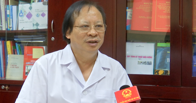 Giám đốc Bviện Phổi TW: Thuốc cần chuẩn bị khi bạn là F0, F1 cách ly tại nhà, nhận biết khi nào cần phải vào bệnh viện