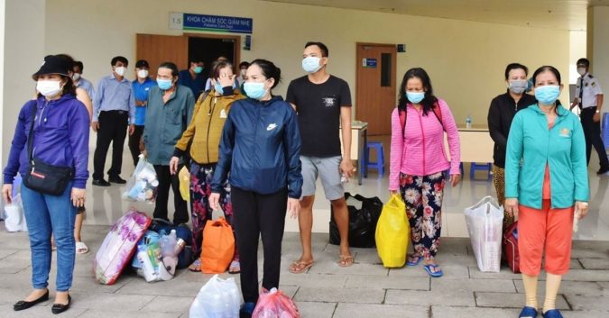 TIN TỐT TỪ TP.HCM: Số ra viện nhiều hơn F0 đang điều trị, tốc độ tiêm vaccine tăng gấp đôi