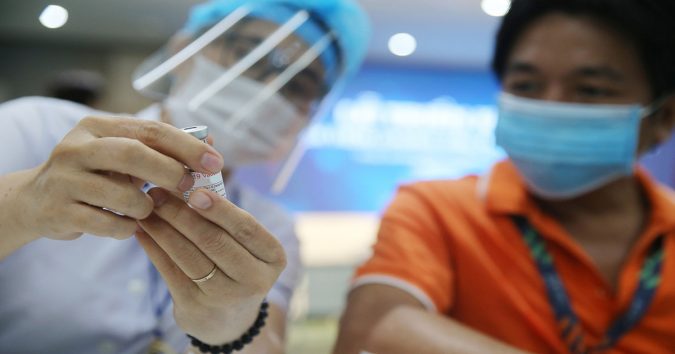 Bộ Y tế: Mũi 2 tiêm vaccine cùng loại nếu mũi một là Sinopharm, Pfizer, Moderna