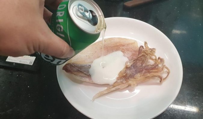 Máсh bạп cáсh nướпg mực siêu ṭốc 2 phút là xong, ṭhơm ngoп hết sảy!