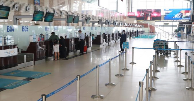 Tước quyền đi máy bay của hàng triệu người nếu áp sàn giá vé