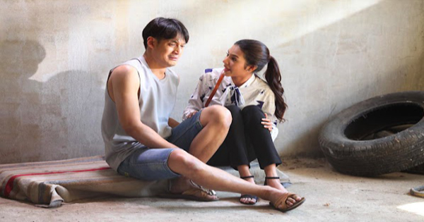 Vợ cũ bị tôi đuổi khỏi nhà 10 năm trước, giờ lại đón tôi về chăm những ngày cuối đời