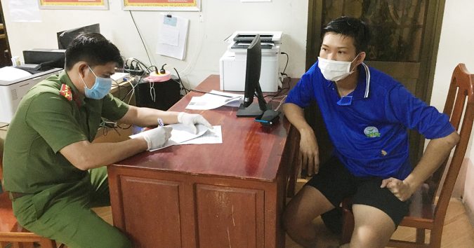 Chạy xe luồng xanh qua 3 tỉnh đến Trà Vinh để xử đối thủ trong game