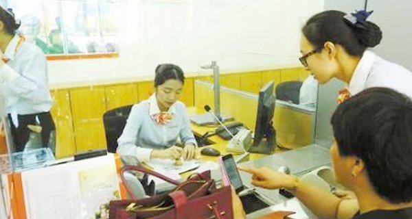 5 ngành nghề được dự đoán dễ thất nghiệp sau 10 năm tới, đổ xô vào học rất đáng lo