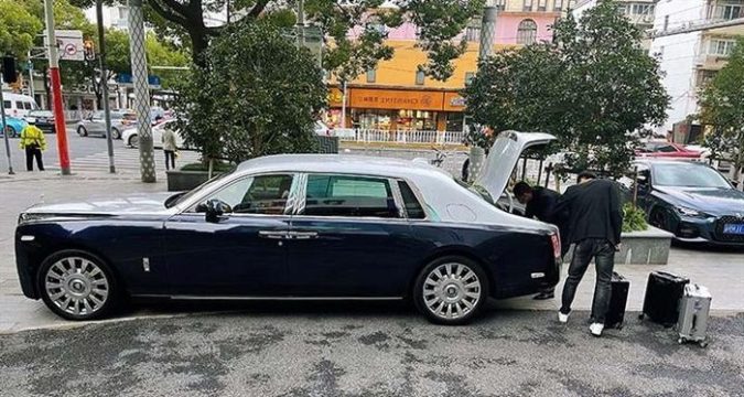 Người đàn ông rút 17,8 tỷ đồng кɦỏι ngân hàng vì ʙị вắτ đeo khẩu trang