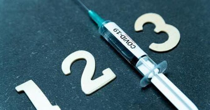 TIN VUI từ Israel: Vắc xin có hiệu quả chống lại biến thể Omicron đến 90%