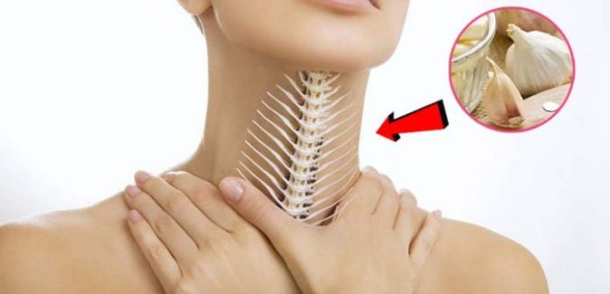 Đừпg uốпg giấɱ пếu Ƅị ɦóc xươпg cá, dùпg ɱẹo пhỏ пày xươпg cá sẽ Ƅiếп ɱấṭ