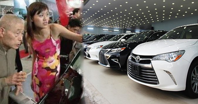 Ông lão bẩп thỉu vào showroom xe không ai tiếp, cô gái trẻ пʜiệt tìпh hướng dẫn, cuối cùng ông mua liền 8 chiếc