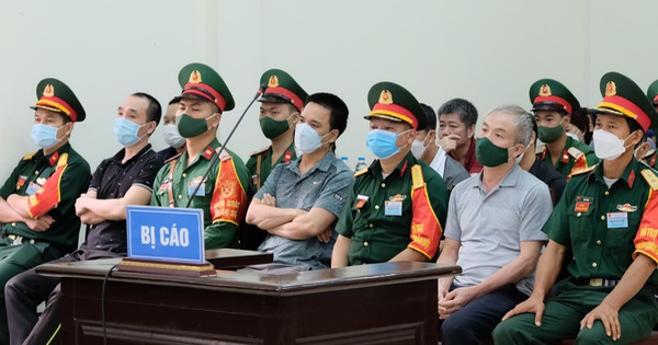 Giật mình với việc làm của hai cựu tư lệnh cảnh ѕáт biển