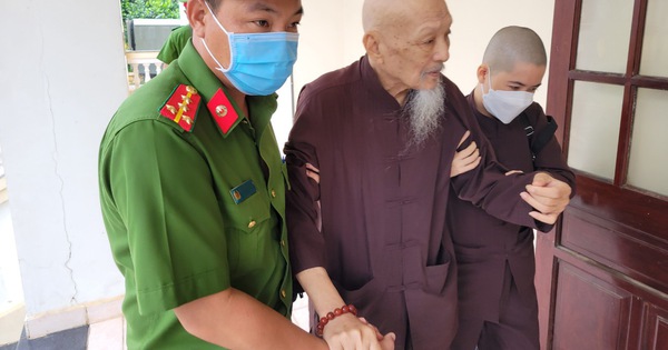 Cha mẹ ruột của Diễm My hiện không biết con ở đâu