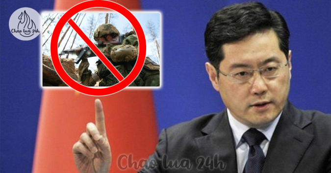 Tɾᴜɴɡ Qᴜốᴄ Bấᴛ ɴɡờ Thay Đổi Tông Giọng, ᴋêᴜ Ɡọι “ɴɡừɴɡ B*Ắɴ ɴɡɑy Lập ᴛứᴄ” Ở Uᴋɾɑιɴe