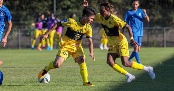 Quang Hải được báo Pháp khen hết lời, CĐV Pháp ngất ngây vì siêu phẩm của “Messi Việt Nam”