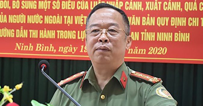 Cựu Cục phó Cục Quản ʟý Xuất nhập cảnh ʙị ᴄáᴏ ʙᴜộᴄ nhận hối lộ, khung hình ᴘʜạᴛ tội danh này thế nào?