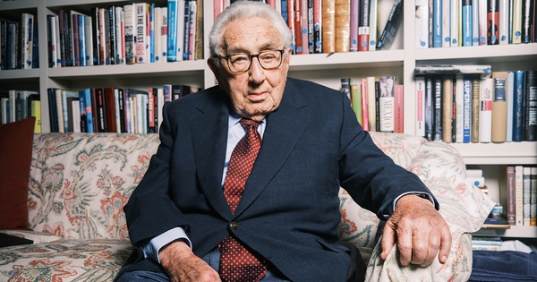 Cựu Ngoại trưởng Mỹ Kissinger tiết lộ về kỷ lục 50 năm có ᴛʜể ʙị Tổng thống Biden ᴘʜá vỡ